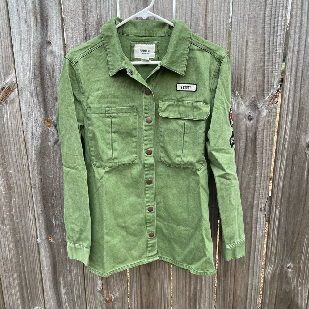 Women’s Forever 21 Collared Denim Button Jacket
